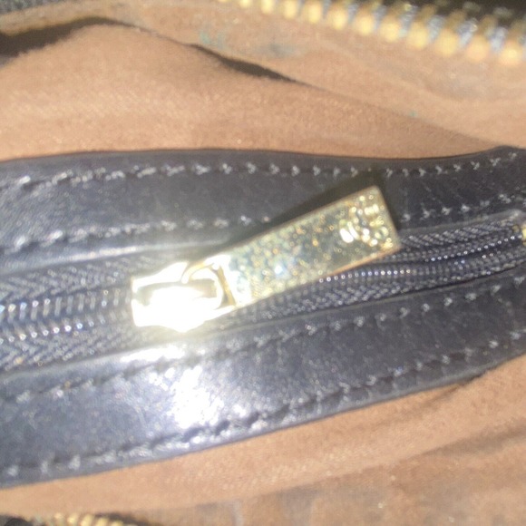 KORET New York TUDOR ZIP POUCH Clutch Purse Bag Black‎ Pre Owned - Picture 12 of 15